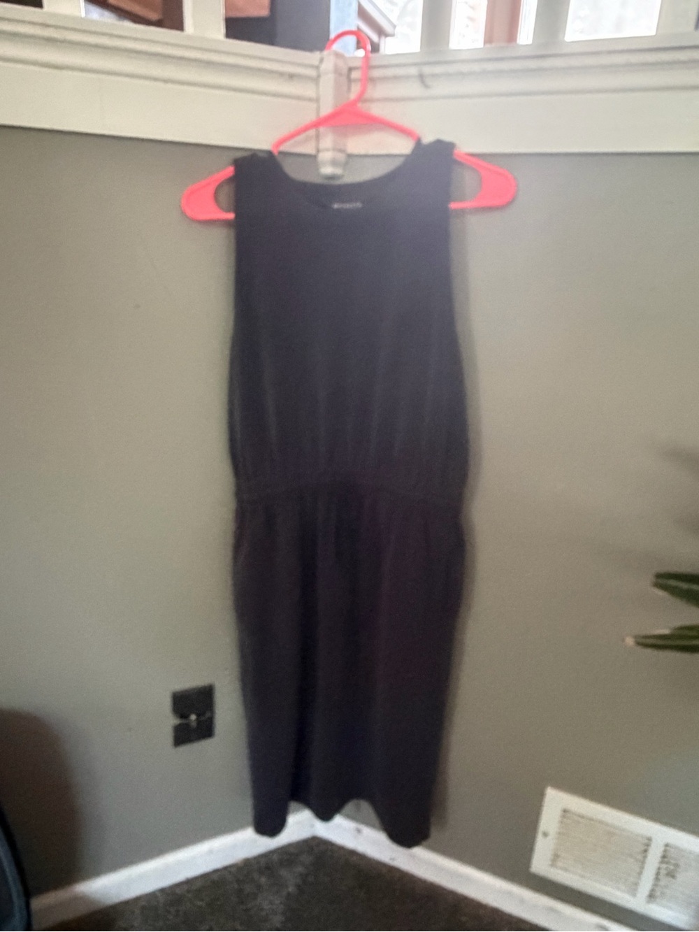 Athleta Gray Sleeveless Midi Dress with Elastic Waist